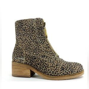 Lucky Brand Tibly Leopard Cheetah Boot Size 6.5 NWB